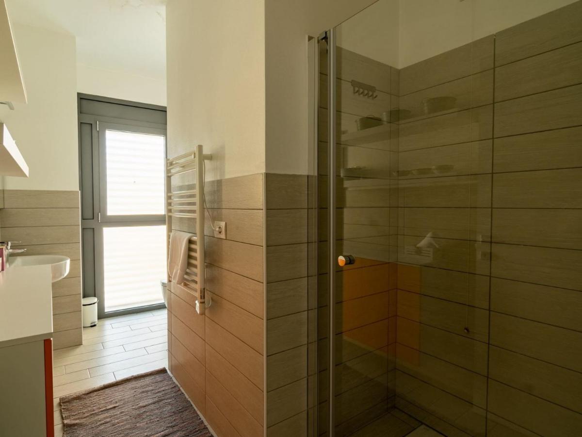 The Best Rent - Spacious Four-bedroom Close To Forlanini Distrct Apartment Mailand